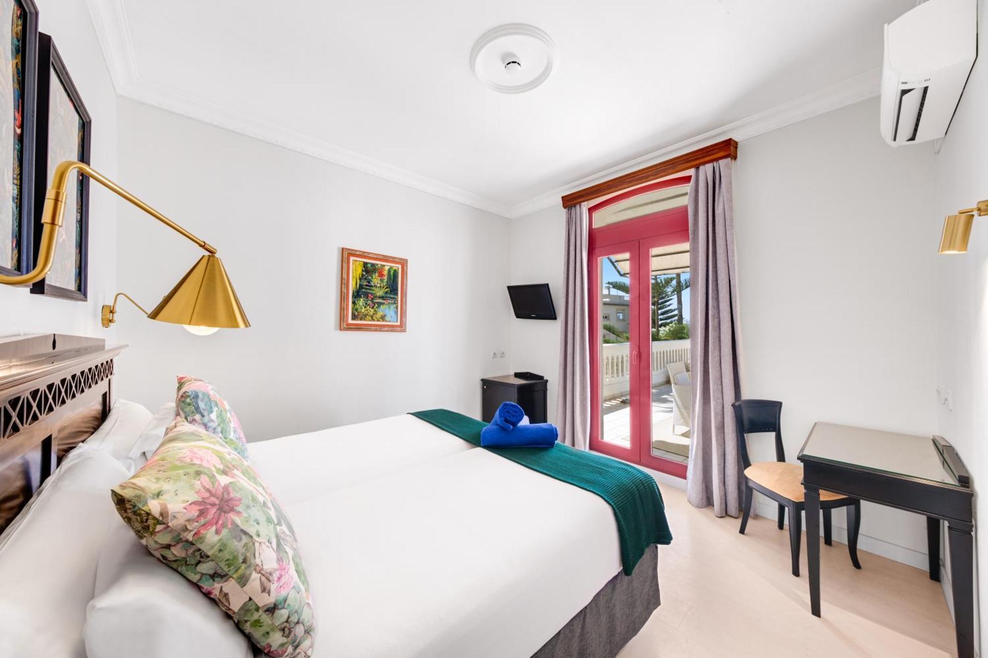 Hotel Ciutat Jardi Пальма-де-Майорка Екстер'єр фото